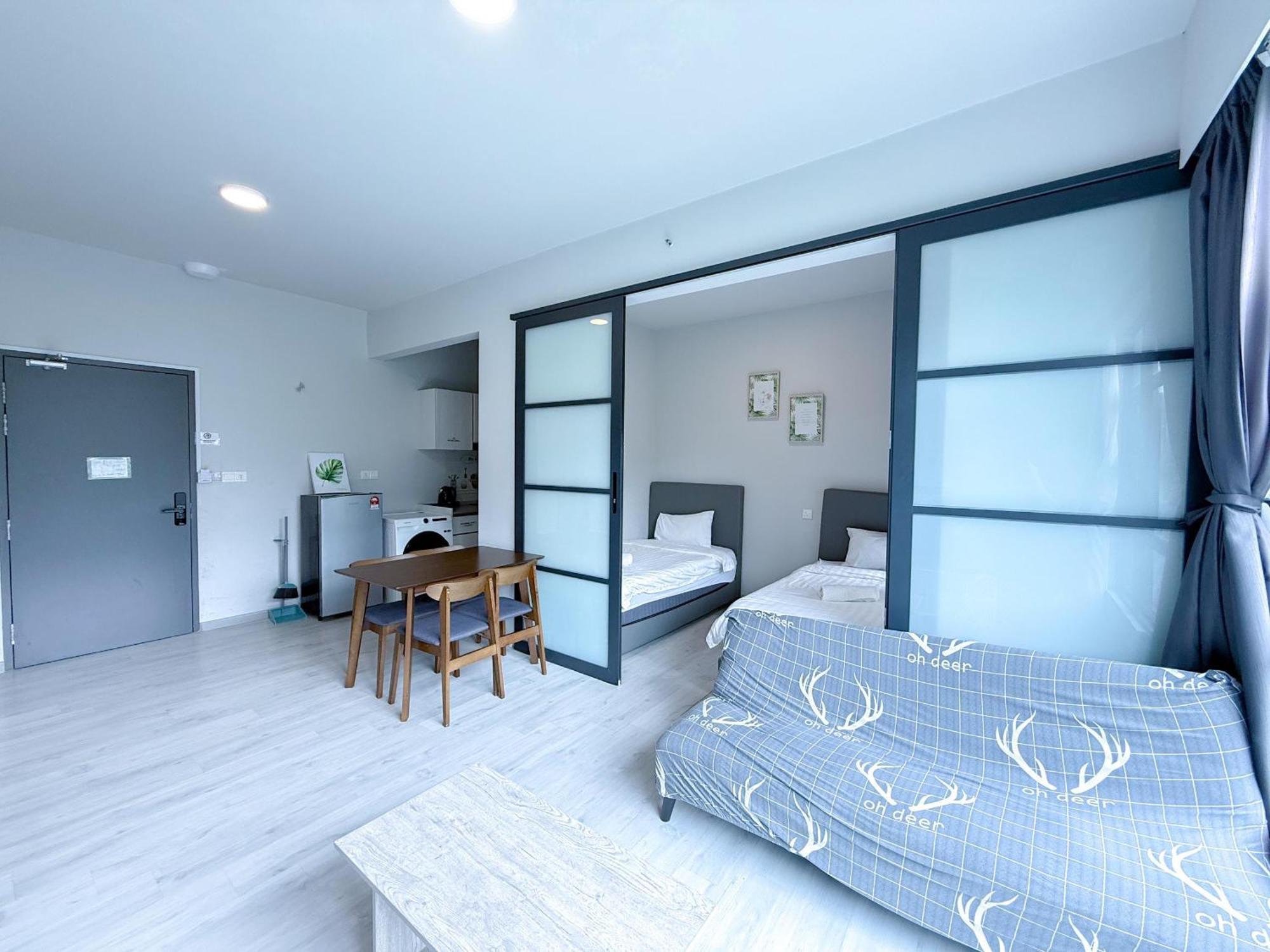 Come&go Jesselton Quay, Jesselton Polnt, Gaya Street Night Market 亚庇旅人 Apartment *